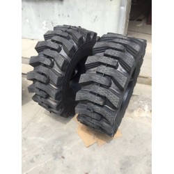 鸿鑫宇铲车轮胎20.5/70R16半实心钢丝轮胎6孔8孔钢圈