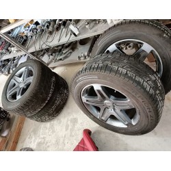 奔馳17款G500輪轂 下擺臂 剎車盤 剎車片 機(jī)腳膠