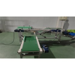 顶升皮带输送机