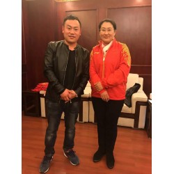 校长张驰?代理公司