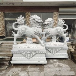 门口石头麒麟雕塑镇宅辟邪石雕麒麟雕刻厂家