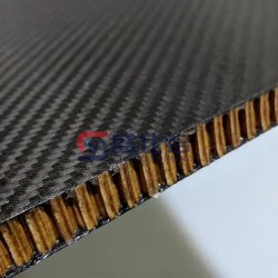碳纖維蜂窩復(fù)合板 面層碳纖維阻燃板 輕質(zhì)高強(qiáng)工業(yè)材料