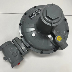 FISHER燃气调压器减压阀CS820IN